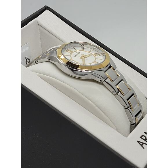 Armitron Women\'s Metal Bracelet Watch#10